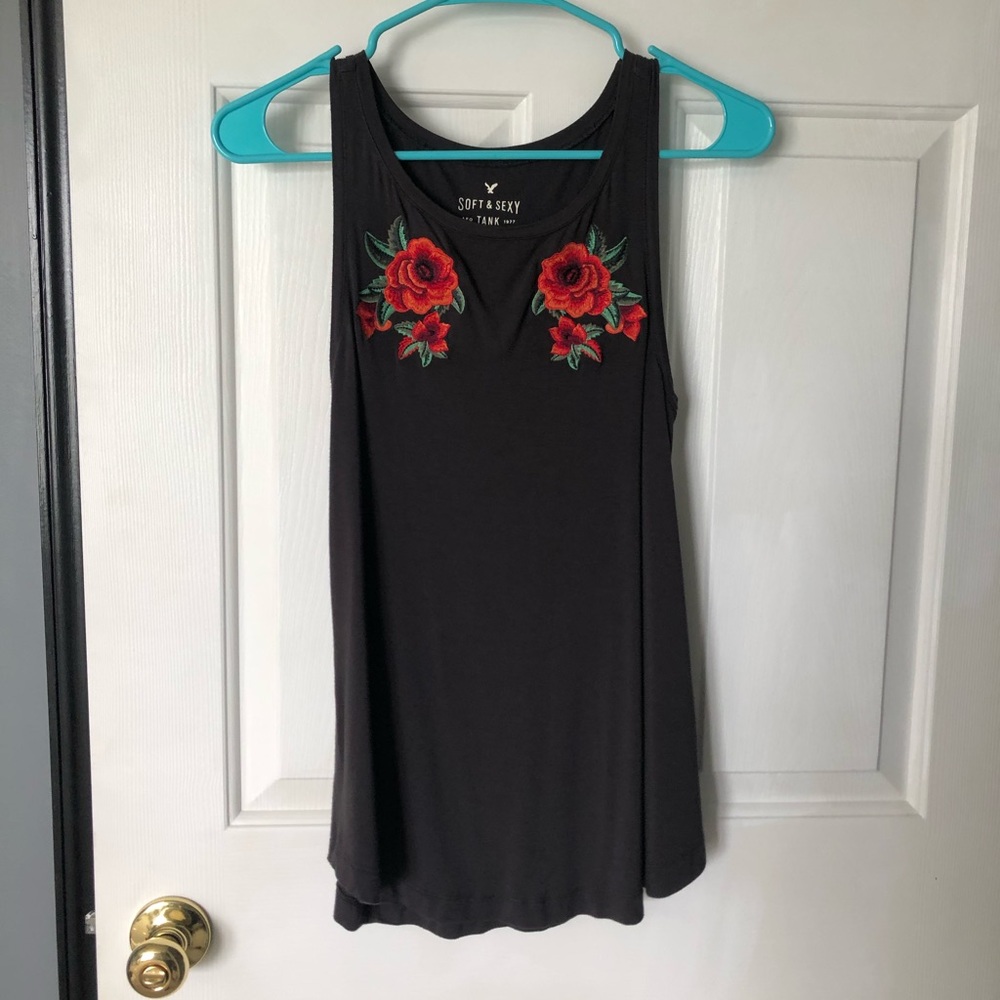 American Eagle Tank Top Red Flowers